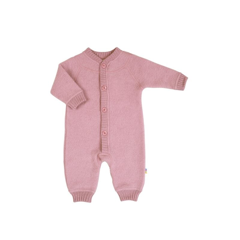 Joha køredragt i rosa uldfleece. Model med knapper. Svanemærket.